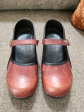 Dansko Marcelle Mary-Jane Clogs Reddish-Brown Librariancore 37 US 6.5-7